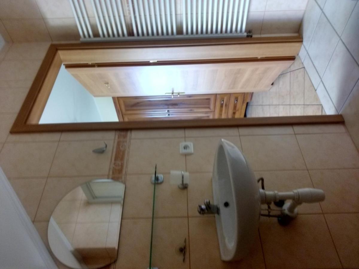 Bakster Bed & Breakfast 3*